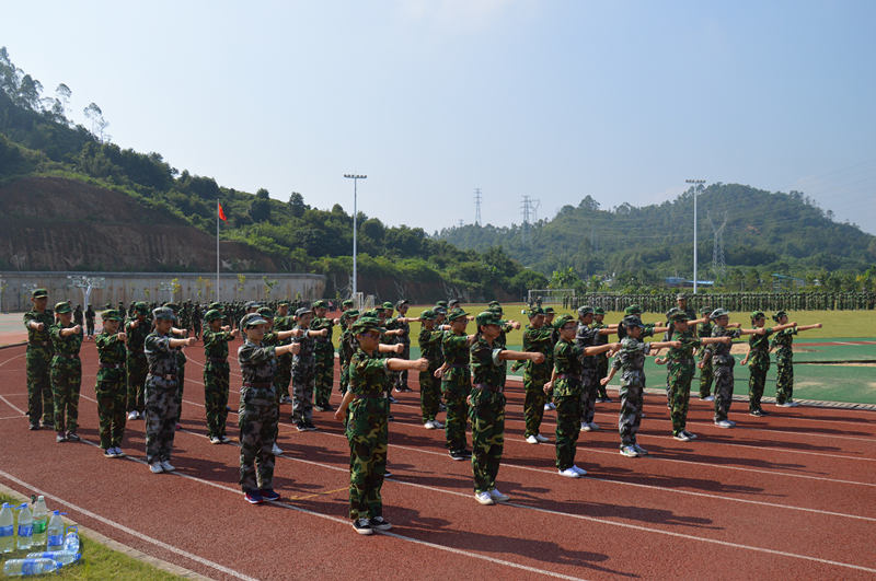 军训专题报道——9月20日军训剪影